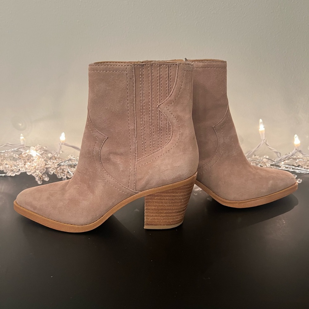 Lucky Brand Taupe Suede Heeled Western Styled Low Boots US Size 6 EUR 36.5